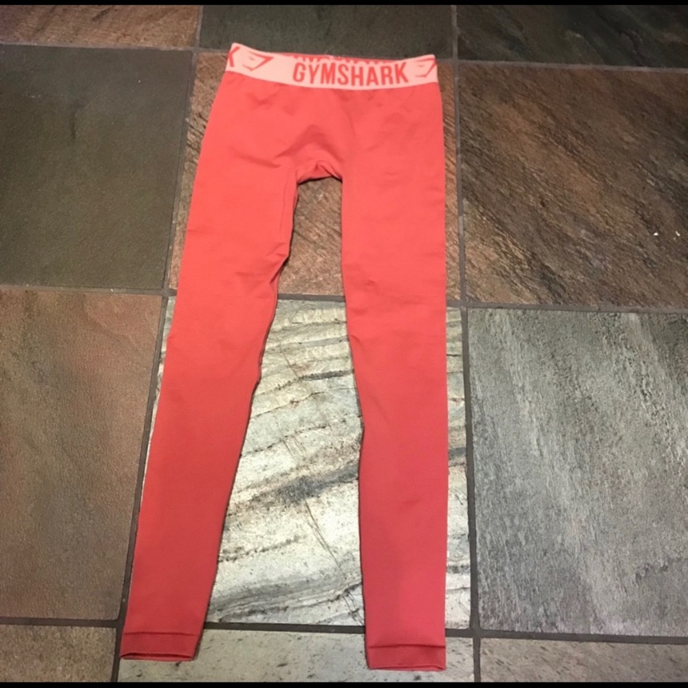 🔥 Women’s Fit Gymshark Leggings 🔥